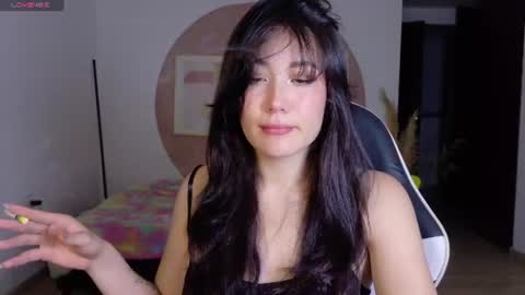 eliiih_ online show from July 12, 2:59 am