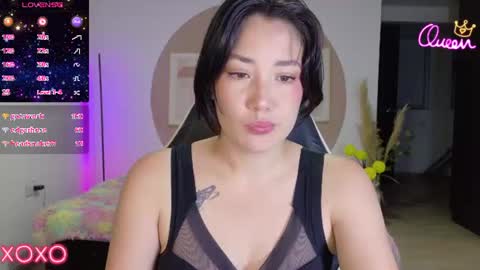 eliiih_ online show from June 25, 3:14 am