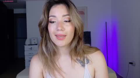 eliiih_ online show from September 20, 4:15 am