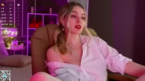 Elina online show from March 5, 5:18 am