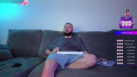 Elna and Tom online show from March 28, 10:00 pm