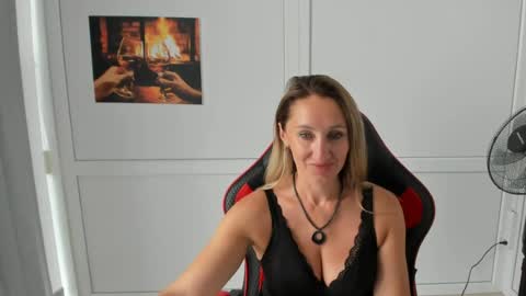 Milena online show from July 24, 10:34 am