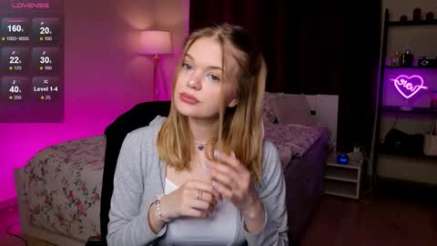 Elly online show from January 13, 2:47 pm