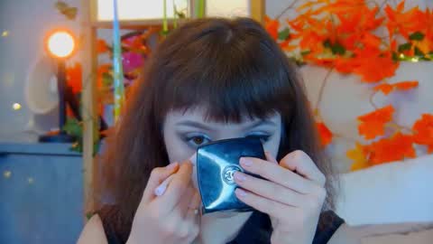 ElisabethDavis online show from November 22, 6:50 pm