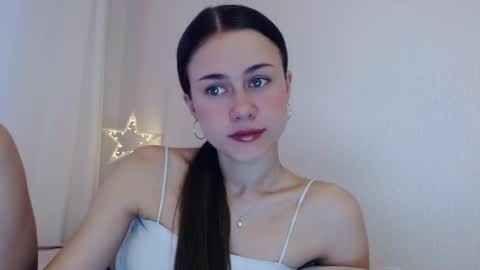 Elis online show from December 19, 6:31 am