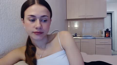 Elis online show from November 26, 5:37 am