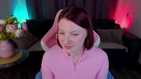 Elise online show from November 2, 3:01 pm