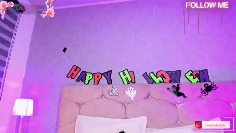 ELISE LEYTON online show from October 30, 11:05 pm