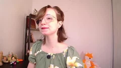 elise_nyx online show from June 3, 12:08 pm