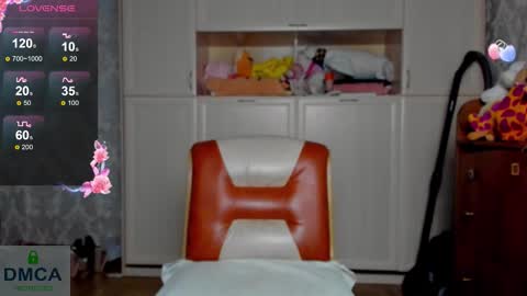 Elise online show from November 21, 6:22 am