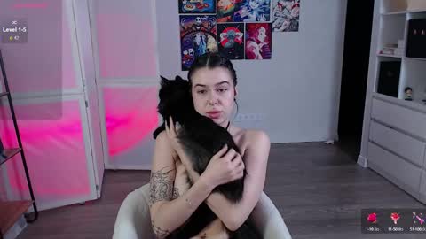 Ari online show from February 7, 6:24 pm