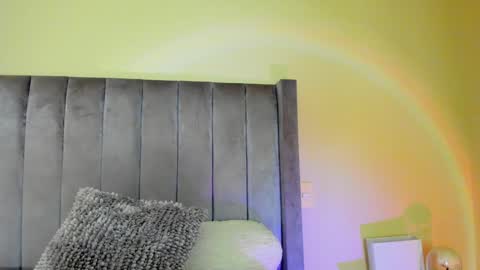 My name is ElizaPVT is open online show from January 30, 11:24 pm