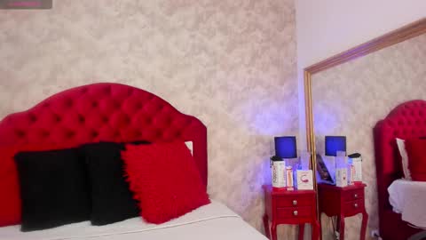 Elizabet Taylor online show from November 24, 2:38 pm