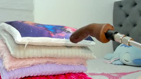 ELIZA online show from May 1, 3:22 am
