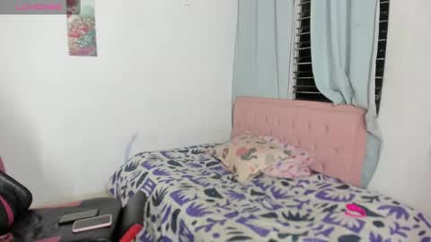 elizabeth_777 online show from February 27, 12:03 am