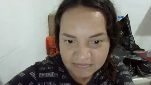 Elizabeth Martinez  online show from December 1, 9:13 pm