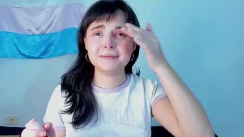 Elizabeth Taylor online show from November 20, 2:10 am