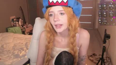 Adele online show from March 1, 6:39 am