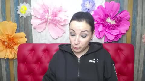 ElizabethSho online show from November 17, 5:59 pm