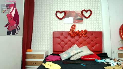 Elizabetth Roman  online show from April 5, 8:50 pm