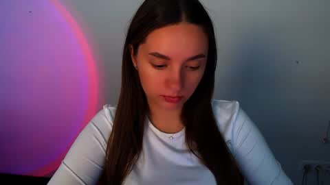 elizsun online show from June 17, 8:41 am