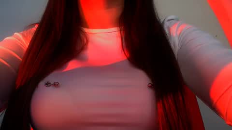 elizsun online show from June 18, 8:42 am