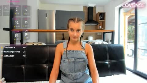 Eliz                               online show from October 24, 12:06 pm