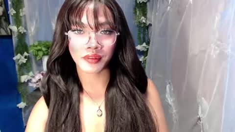 Ella online show from November 2, 12:54 am