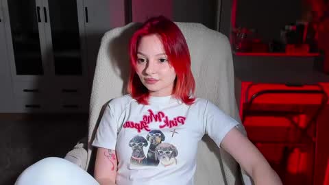 ellales online show from April 18, 2:41 pm