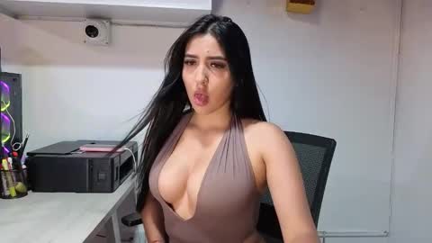 S O F I A   3 Try my private online show from December 17, 1:01 am