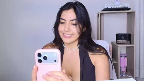 S O F I A   3 Try my private online show from December 3, 2:34 am