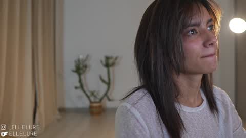 Linda Restrepo online show from January 20, 11:54 pm