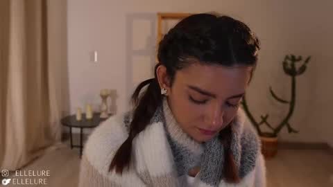 Linda Restrepo online show from February 23, 12:41 am