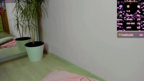 rosi online show from April 15, 2:15 am