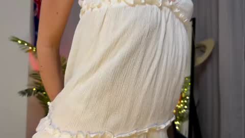 Snapshot of elli_harmon chatting on January 3, 2:08 pm Ellie --- Ill see you either on Friday or Saturday and definitely on Sunday online show from January 3, 2:08 pm