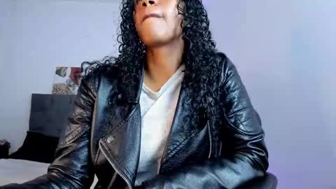  Ellie   online show from October 7, 2:13 pm