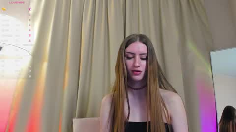 ellierough online show from April 7, 5:37 pm