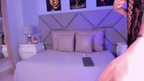    online show from February 25, 7:50 pm