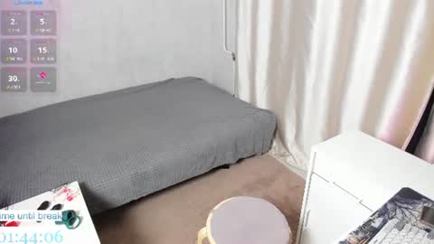 elliot_winki online show from July 11, 5:05 pm
