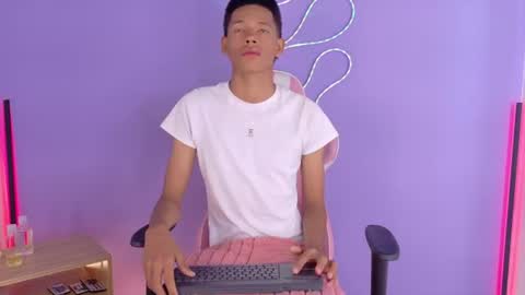 elliottcooper online show from July 7, 2:32 pm