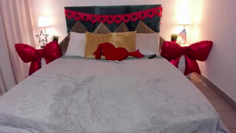 elliup online show from February 13, 3:37 pm