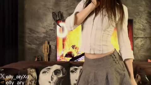 elly_ary online show from February 27, 9:40 pm