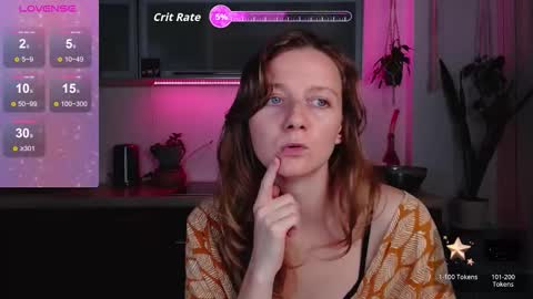 elly_helly online show from September 13, 8:00 pm