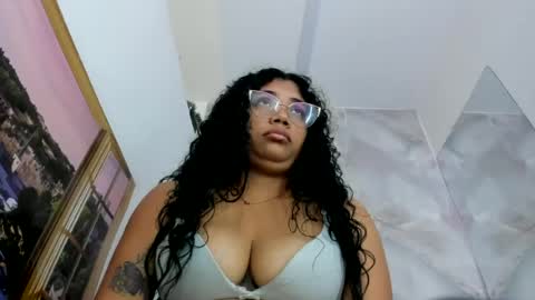 ellybloom online show from June 23, 4:35 pm