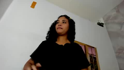 ellybloom online show from July 5, 1:51 pm