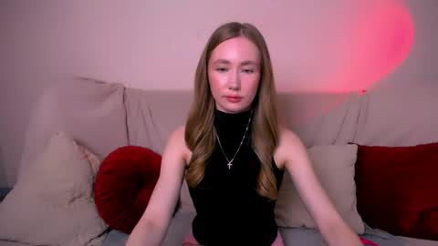  Elly  online show from April 5, 3:14 am