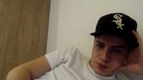 elmono33 online show from February 9, 2:49 am