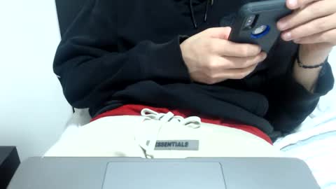 elmono33 online show from December 9, 5:18 am