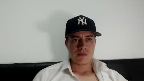 elmono33 online show from September 13, 4:26 am