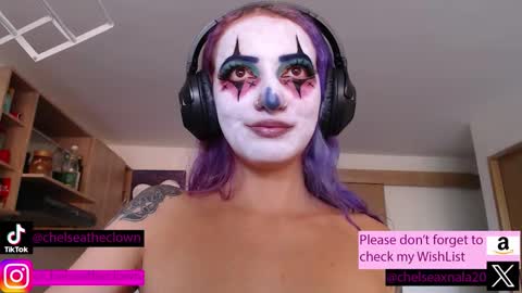 Chelsea  Please help me to reach 100 thumbs up online show from October 27, 8:31 pm